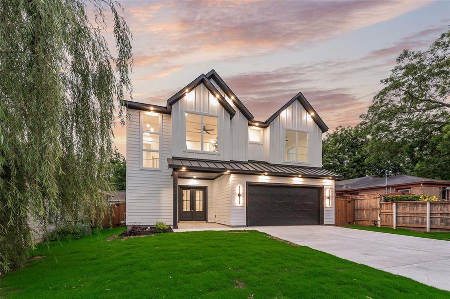 Front exterior of a new home in , Dallas, TX, highlighting curb appeal (Image 27). Front exterior of a new home in , Dallas, TX, highlighting curb appeal (Image 27).