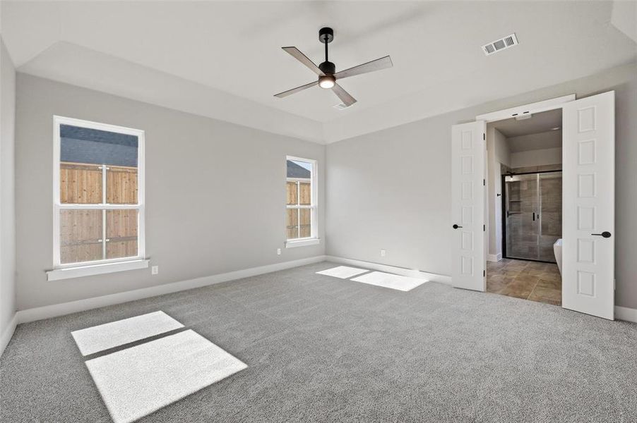 Spacious, unfurnished interior of a new home in LeTara, Haslet (Image 38).