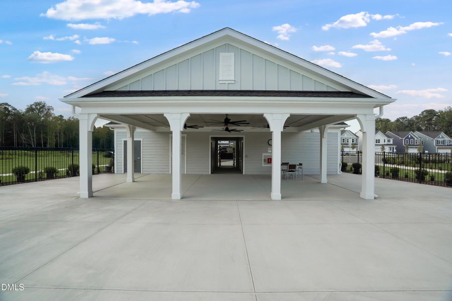 SUN_CaydenCove_Pic_Streetscape_04