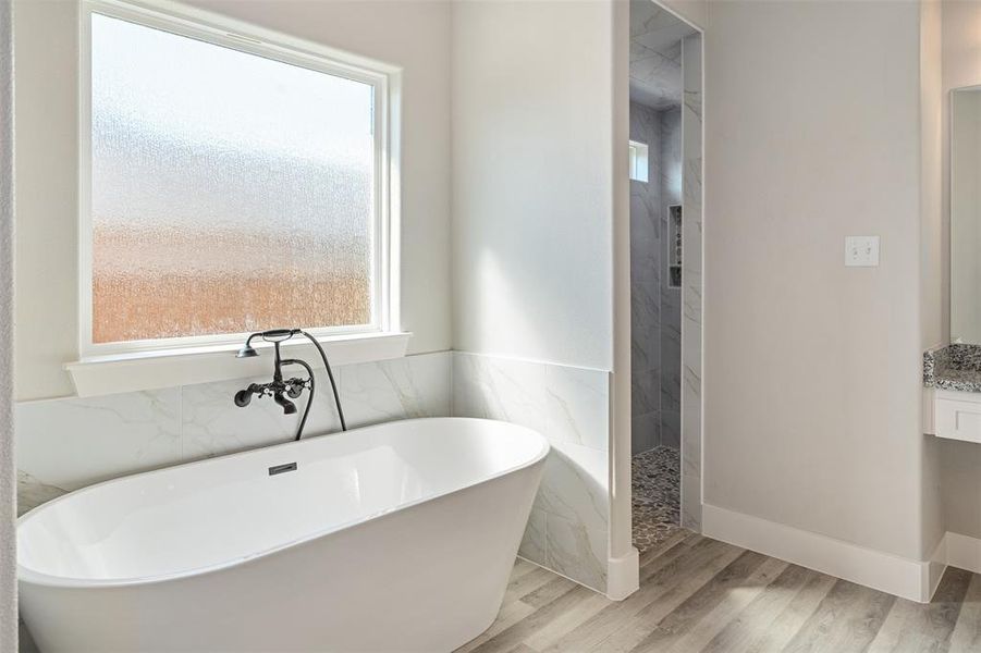 Furnished interior view inside a new home in , Mabank (Image 11).