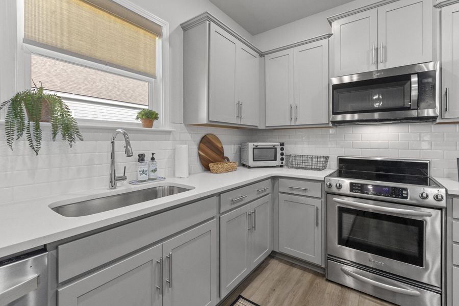 Furnished interior view inside a new home in Cedar Glen Preserve, Huger (Image 5).