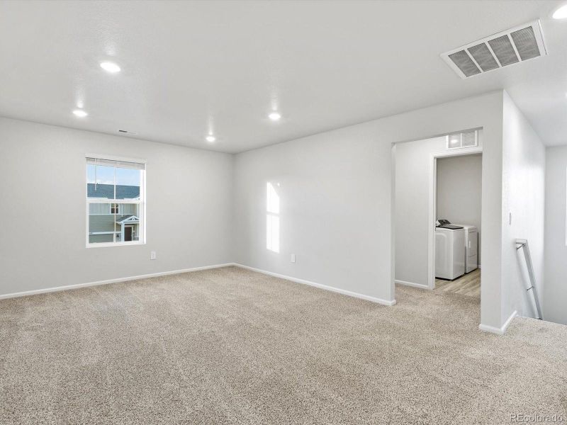 Spacious, unfurnished interior of a new home in , Windsor (Image 37).