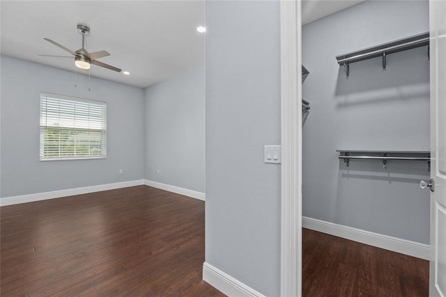 Spacious, unfurnished interior of a new home in , Tampa (Image 51).