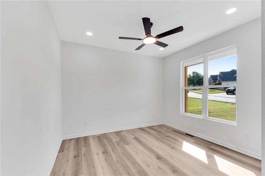 Spacious, unfurnished interior of a new home in , Ellenwood (Image 30).