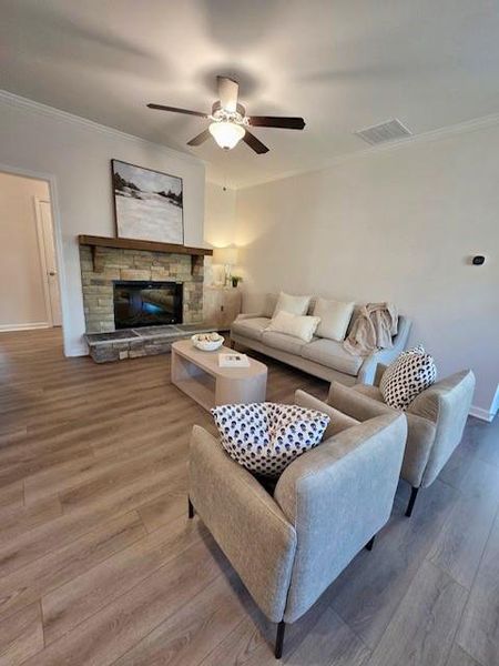 Furnished interior view inside a new home in , Waleska (Image 8).