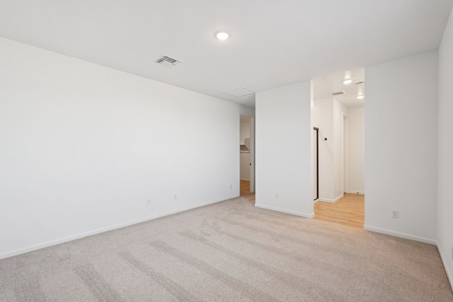Primary suite. Finishes and options may vary. Primary suite. Finishes and options may vary.