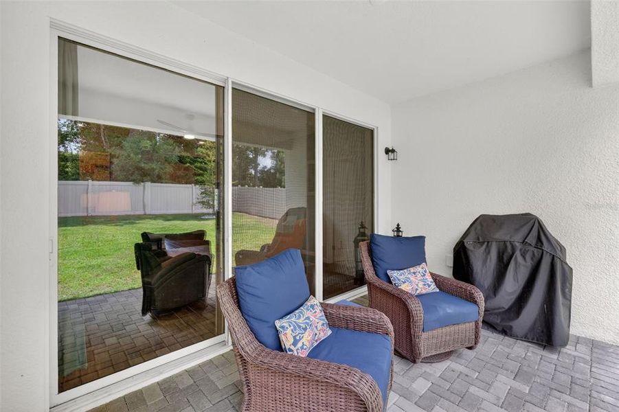Exterior details and patio area of a home in , Mount Dora (Image 4).