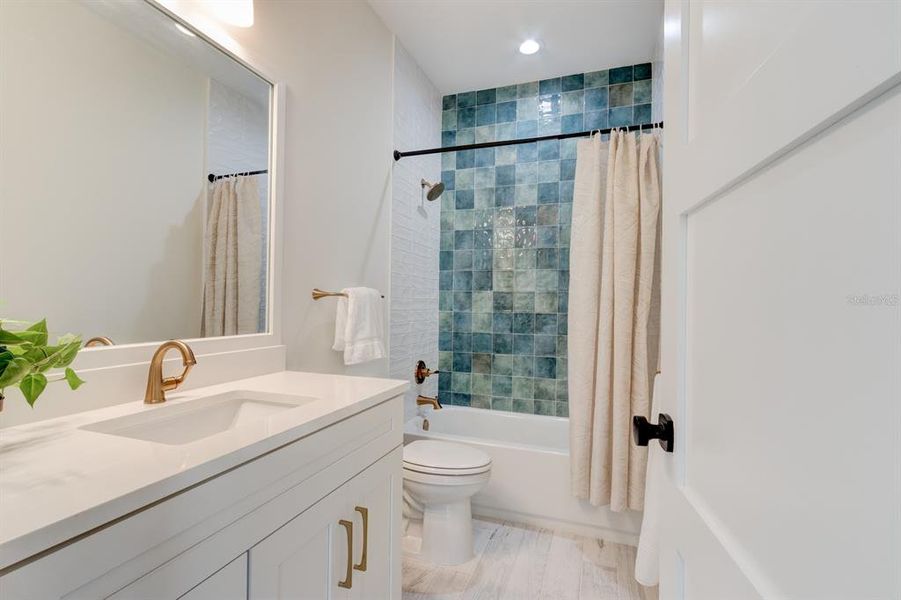 Furnished interior view inside a new home in , New Smyrna Beach (Image 32).