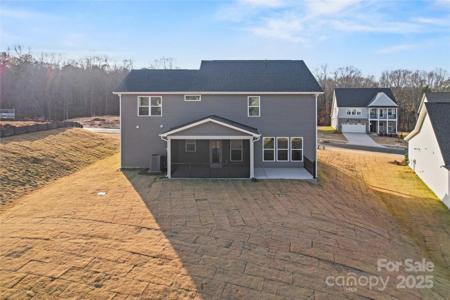Exterior details and patio area of a home in Forest Creek, Waxhaw (Image 26).