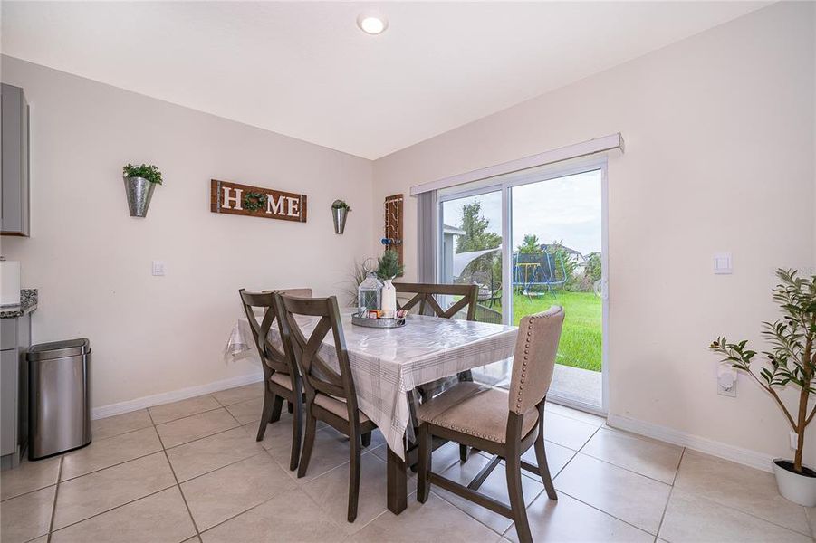 Furnished interior view inside a new home in Kindred, Kissimmee (Image 10).