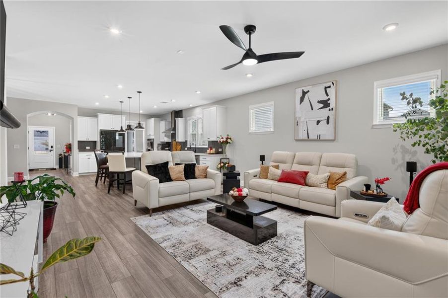 Furnished interior view inside a new home in , Richmond Hill (Image 46). Furnished interior view inside a new home in , Richmond Hill (Image 46).
