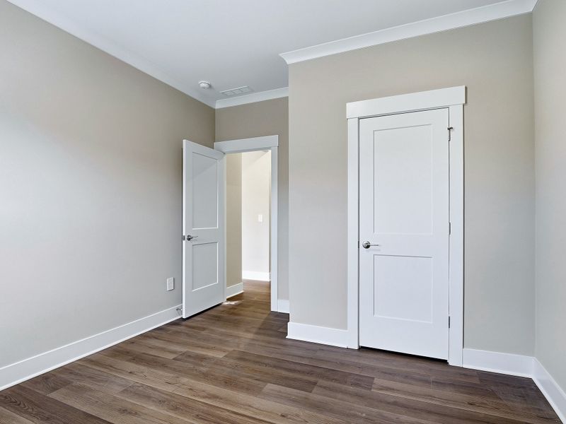 Spacious, unfurnished interior of a new home in Watkins Glen, Raleigh (Image 13). Spacious, unfurnished interior of a new home in Watkins Glen, Raleigh (Image 13).