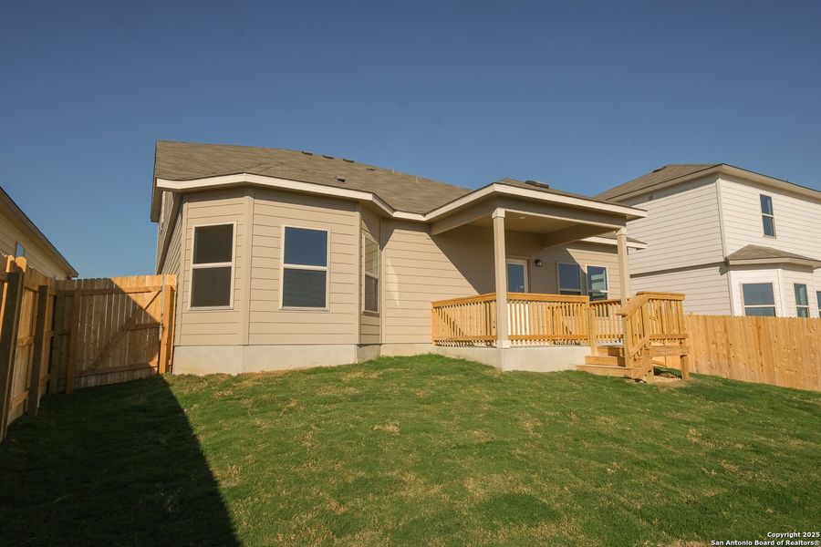 Exterior details and patio area of a home in Paloma Park, Converse (Image 20). Exterior details and patio area of a home in Paloma Park, Converse (Image 20).