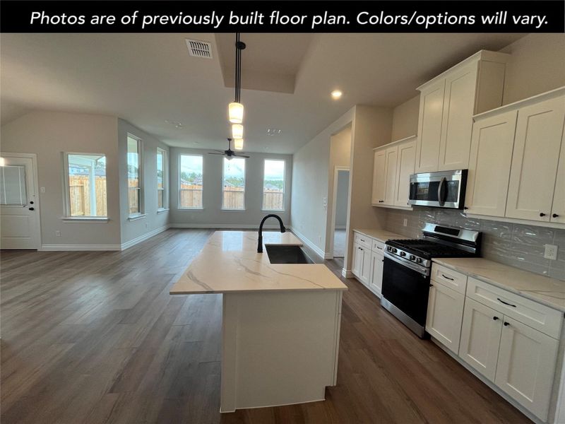 Furnished interior view inside a new home in Lexington Heights, Willis (Image 4). Furnished interior view inside a new home in Lexington Heights, Willis (Image 4).