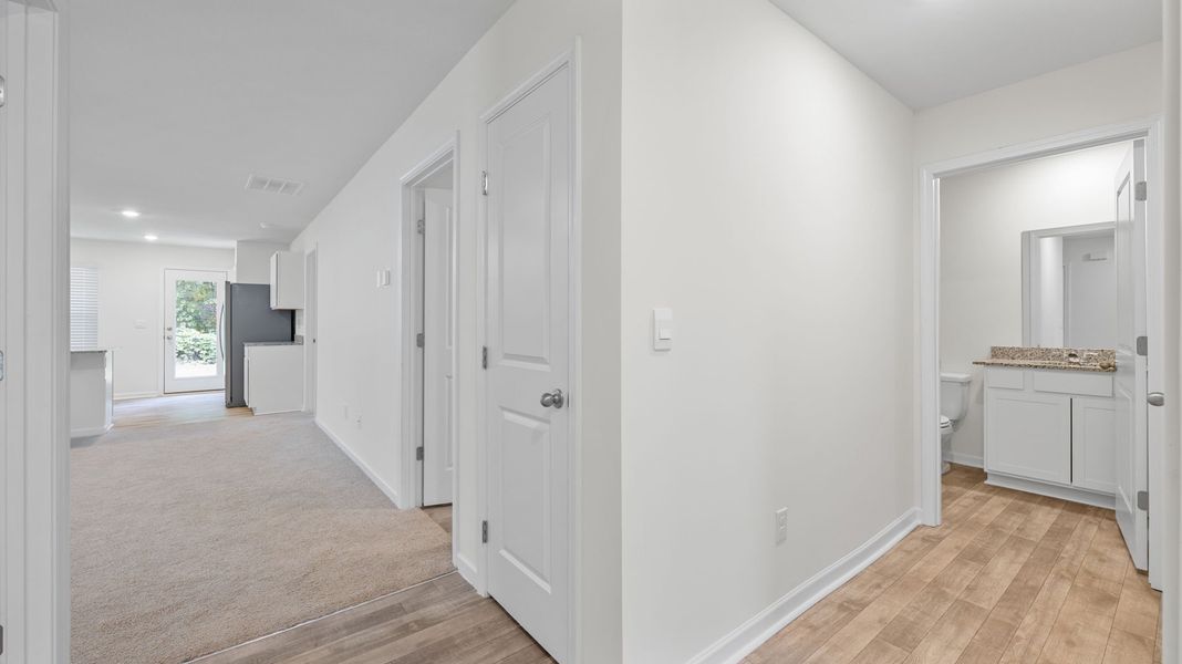 Image 17 representing the Lewis by D.R. Horton in Crescent Ridge, Niota, TN.