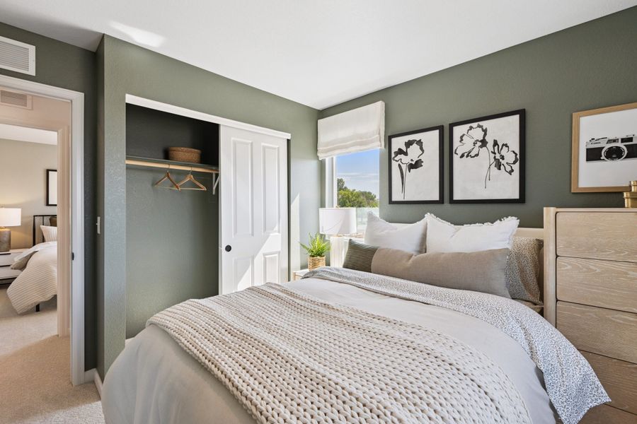 Representative furnished interior of a home built from the Jansen by Landsea Homes in Cherry Meadows, Brighton (Image 54).