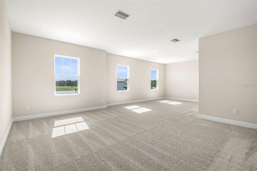 Spacious, unfurnished interior of a new home in , Zephyrhills (Image 25).