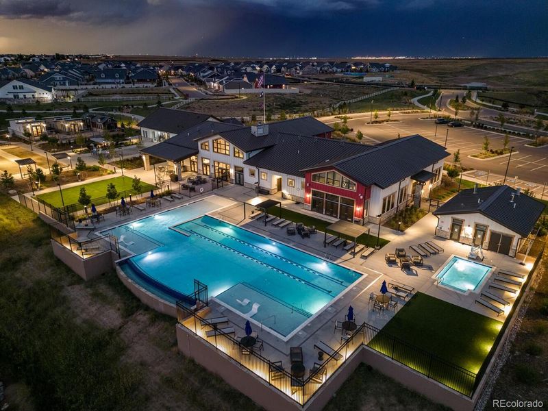 Community amenities in , Aurora (Image 35).