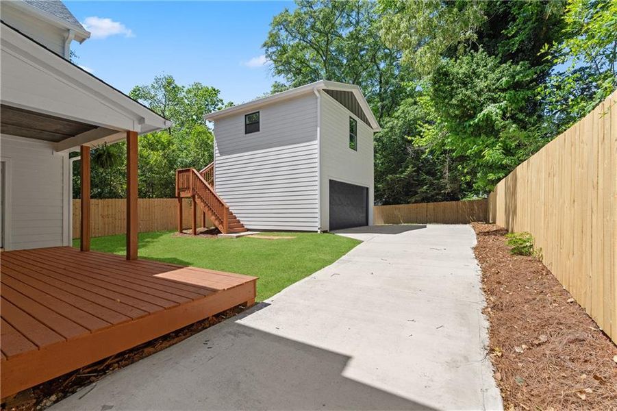 Exterior details and patio area of a home in , Atlanta (Image 32).