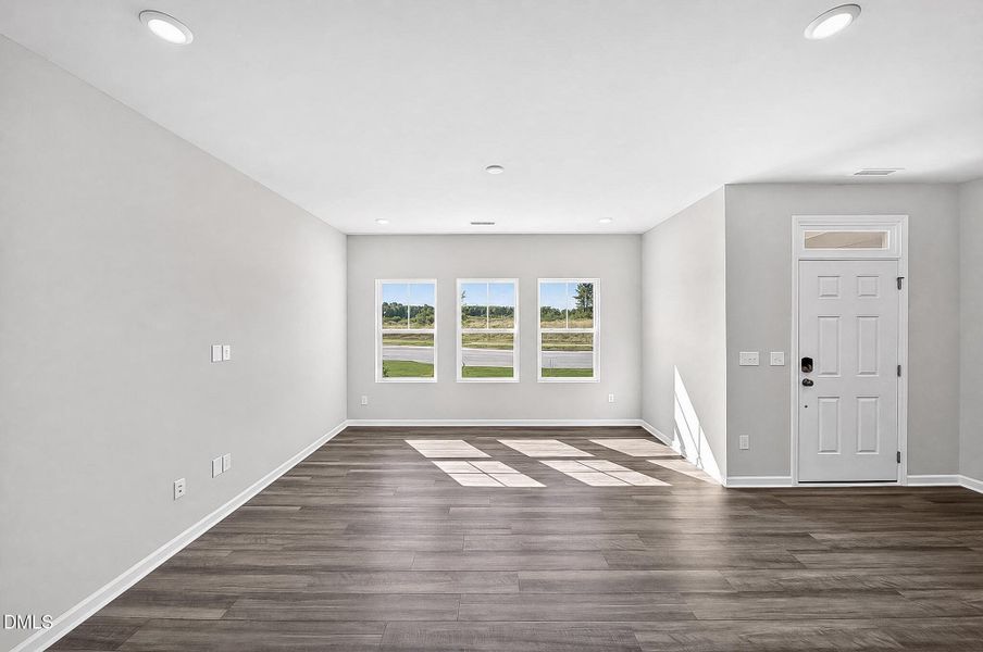 SUN_Rosedale_Pic_Sutton-9