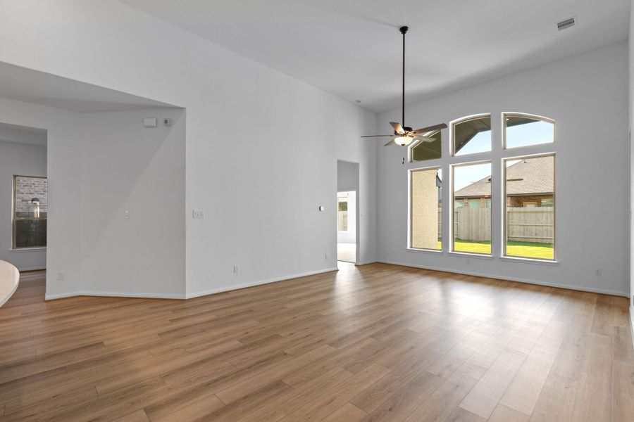 Spacious, unfurnished interior of a new home in Pomona, Manvel (Image 22).