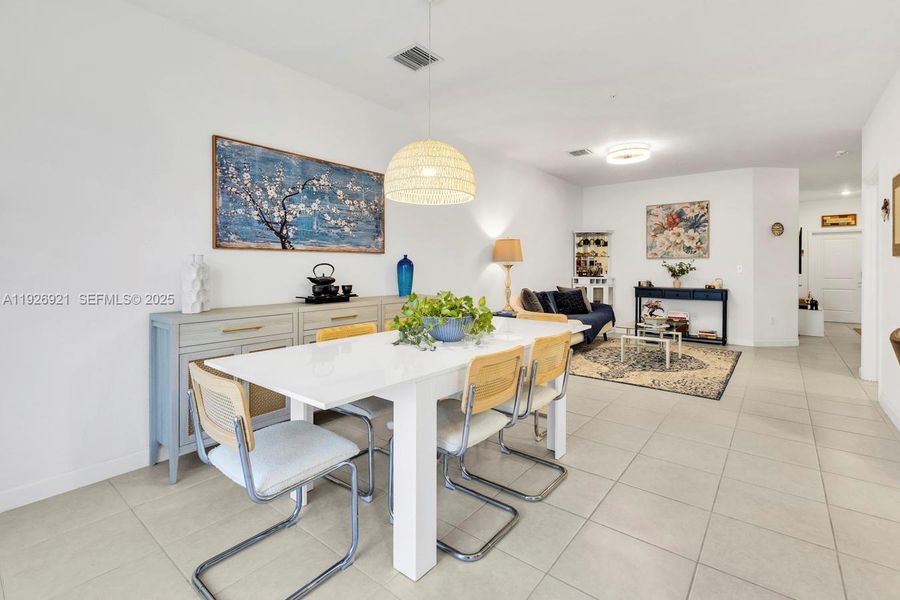 Furnished interior view inside a new home in , Pembroke Pines (Image 8). Furnished interior view inside a new home in , Pembroke Pines (Image 8).