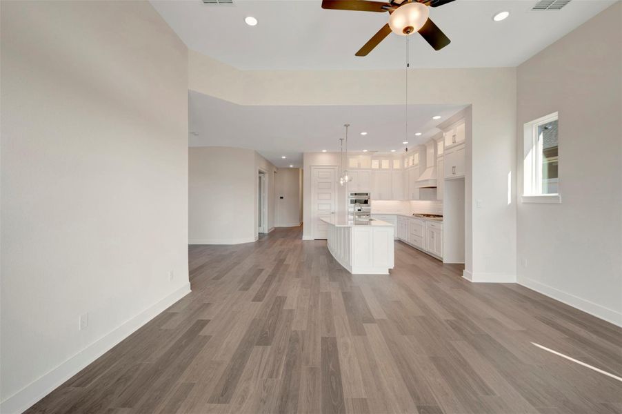 Spacious, unfurnished interior of a new home in , Katy (Image 26).