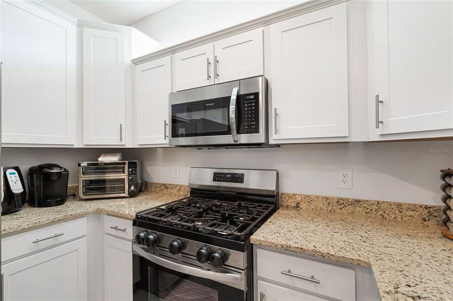 Furnished interior view inside a new home in , Bradenton (Image 11).