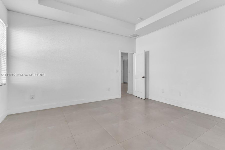 Spacious, unfurnished interior of a new home in Century Royal Homes, Homestead (Image 22).