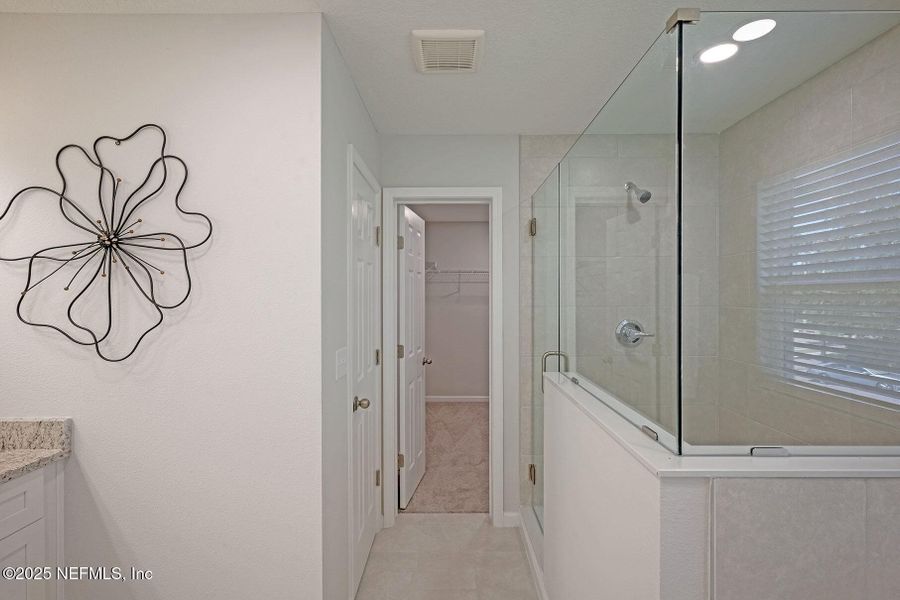 Image 49 of a home in .