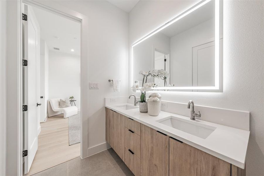 Primary En Suite