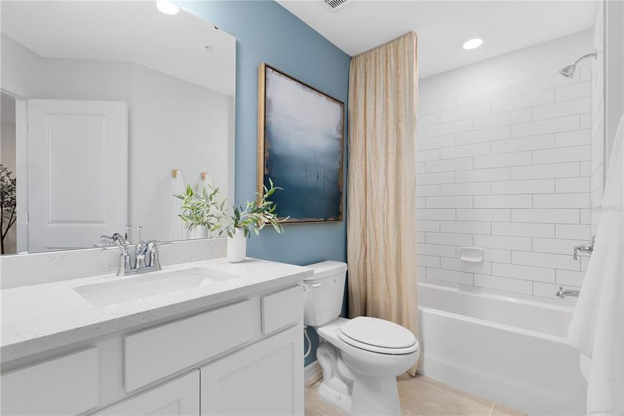 Furnished interior view inside a new home in Oviedo Square, Oviedo (Image 27).