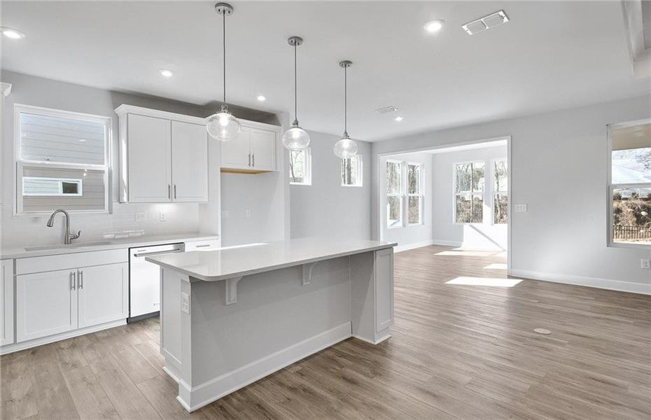 Furnished interior view inside a new home in Del Webb at Lake Oconee, Greensboro (Image 5).