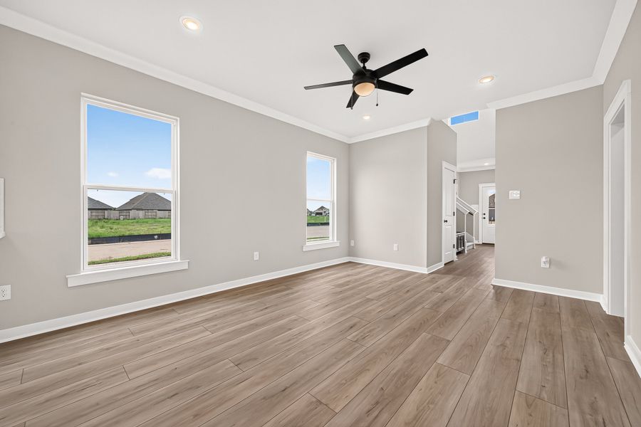 Spacious, unfurnished interior of a new home in Aldeana, Bonney (Image 35).