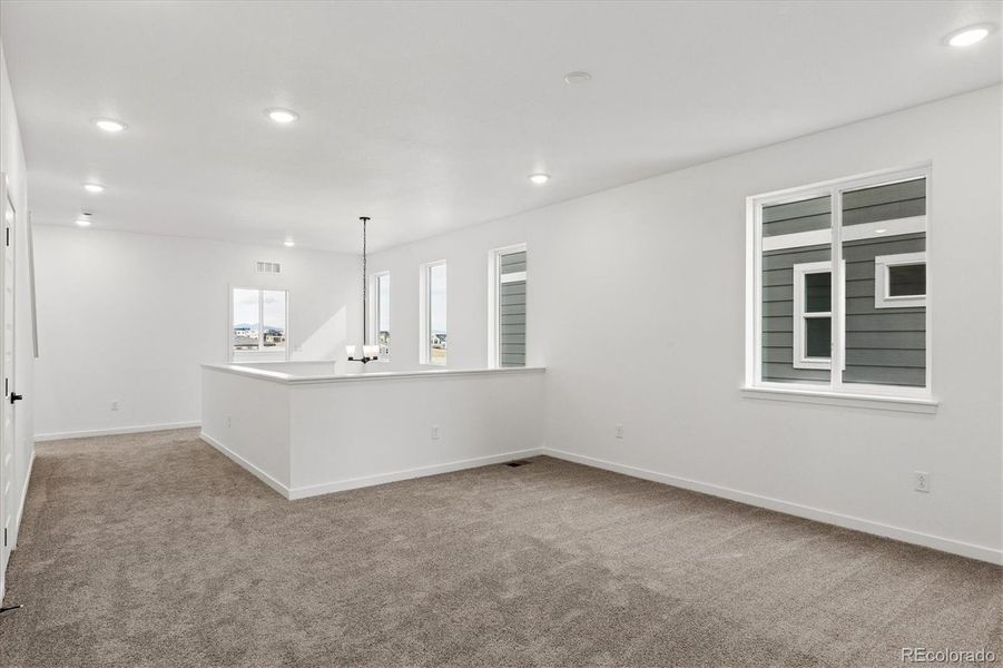 Spacious, unfurnished interior of a new home in The Summit at Meridian, Englewood (Image 10).