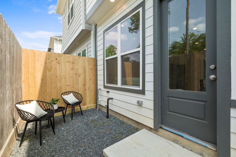 Dedicated back patio - representation purposes only