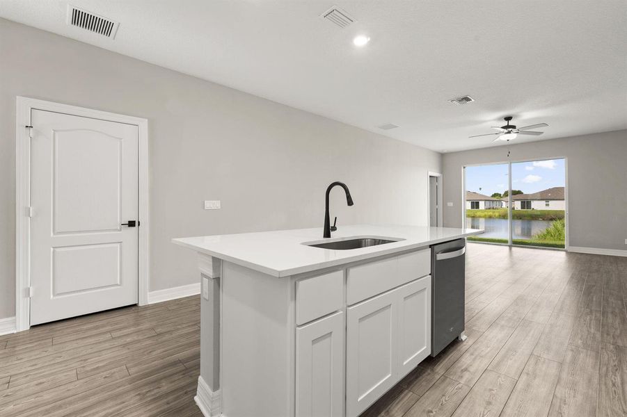 29-web-or-mls-DSC00998 29-web-or-mls-DSC00998