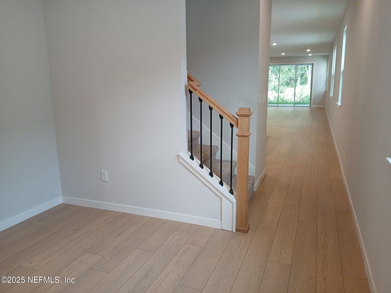 Spacious, unfurnished interior of a new home in The Preserve at Concourse Crossing, Fernandina Beach (Image 16).