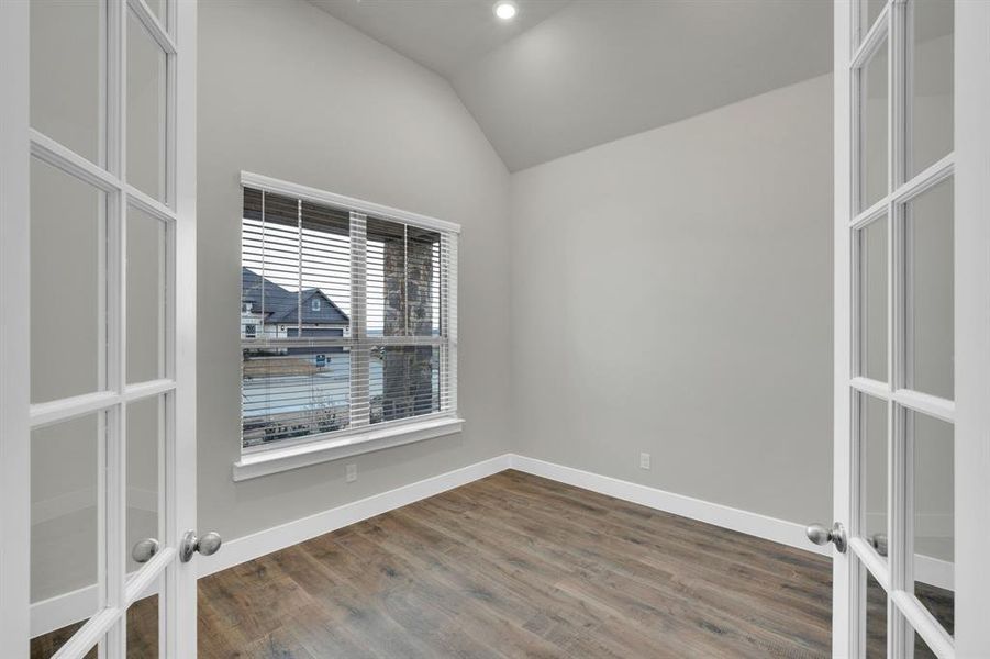 Spacious, unfurnished interior of a new home in Westside Preserve, Midlothian (Image 18).