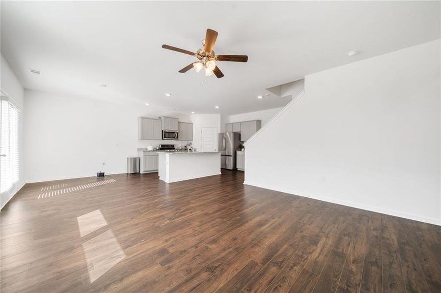 Spacious, unfurnished interior of a new home in Brooks Village, Dacula (Image 16).