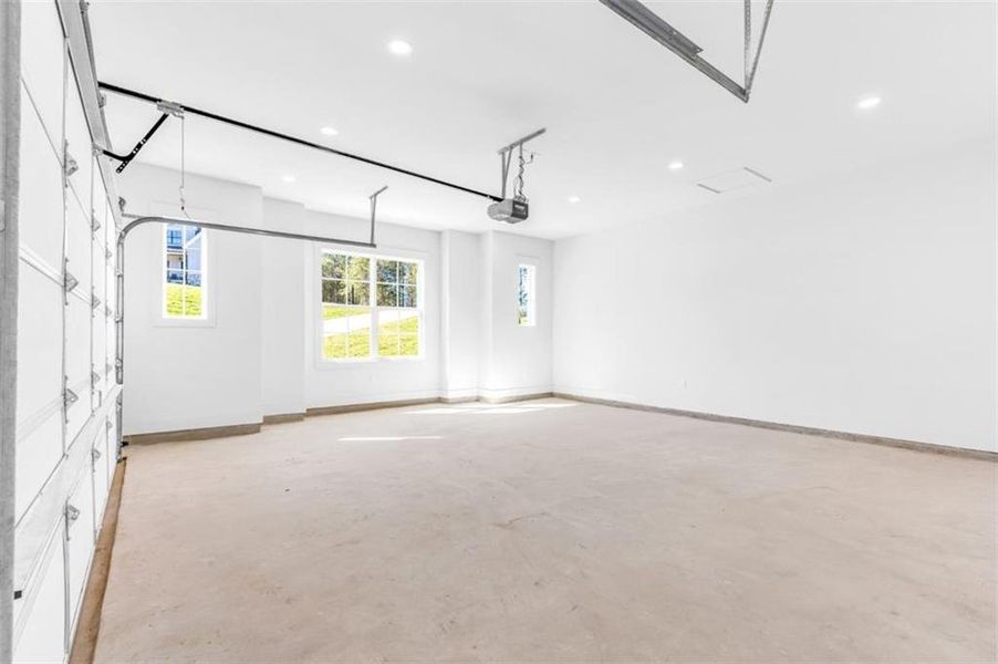 Spacious, unfurnished interior of a new home in , Newnan (Image 16).