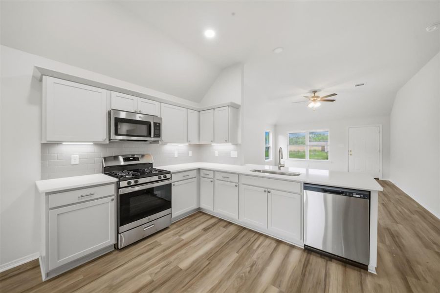Furnished interior view inside a new home in , Navasota (Image 6).
