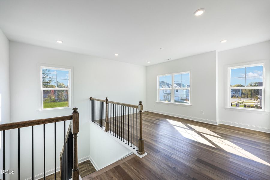 SUN_Stoneriver_Pic_Dalton_Loft_2of3