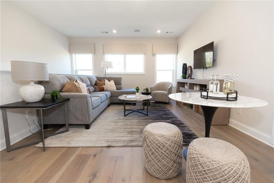 Furnished interior view inside a new home in Aberdeen, Hoschton (Image 38).