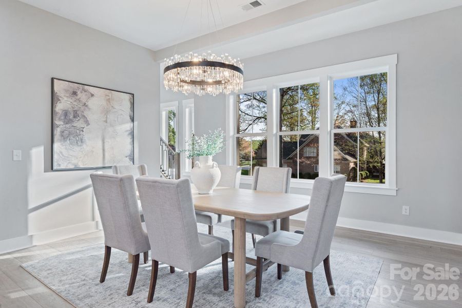 Bright and open - easy flow for entertaining