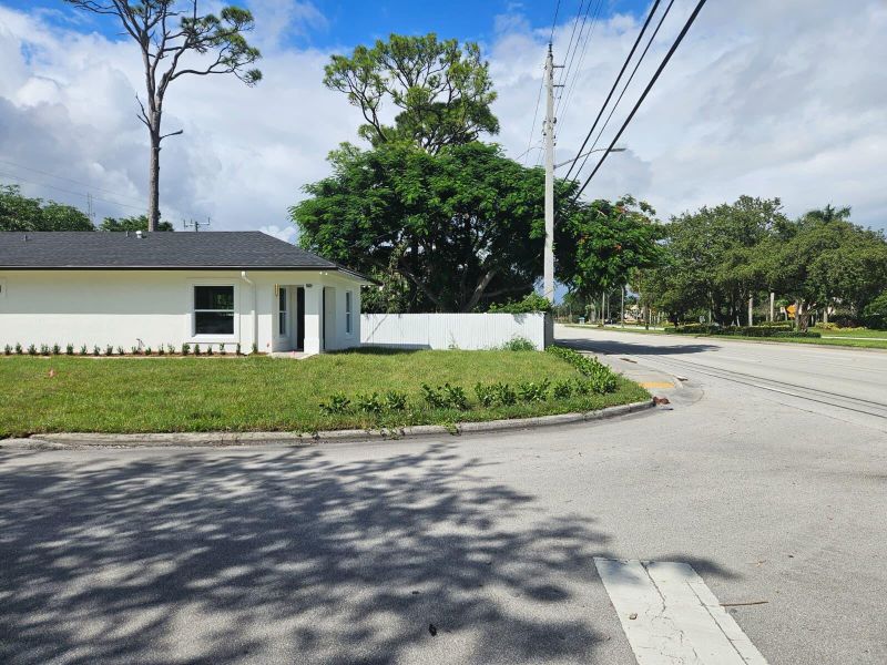 Image 16 of a home in . Image 16 of a home in .