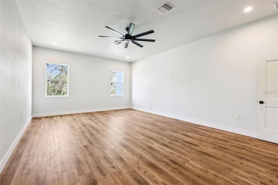 Spacious, unfurnished interior of a new home in , Deland (Image 36). Spacious, unfurnished interior of a new home in , Deland (Image 36).
