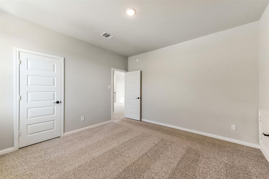 Spacious, unfurnished interior of a new home in Colony at Pinehurst, Pinehurst (Image 19). Spacious, unfurnished interior of a new home in Colony at Pinehurst, Pinehurst (Image 19).