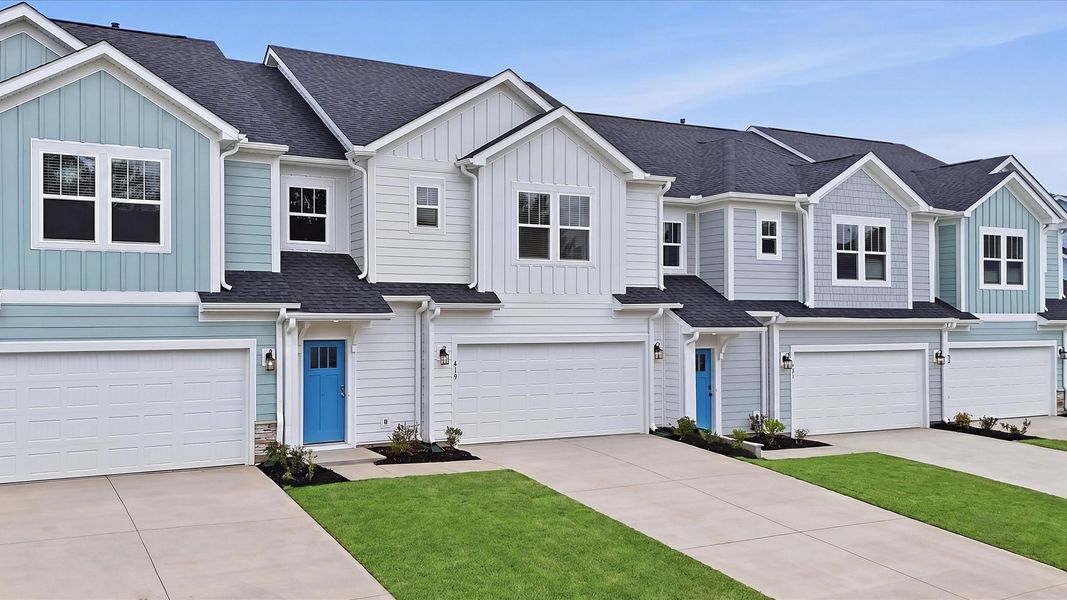 Stylish front elevation with accomplished design and high standards throughout near Downtown Anderson Stylish front elevation with accomplished design and high standards throughout near Downtown Anderson