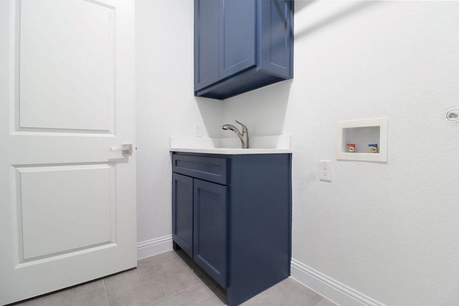 Furnished interior view inside a new home in , Fort Worth (Image 11). Furnished interior view inside a new home in , Fort Worth (Image 11).